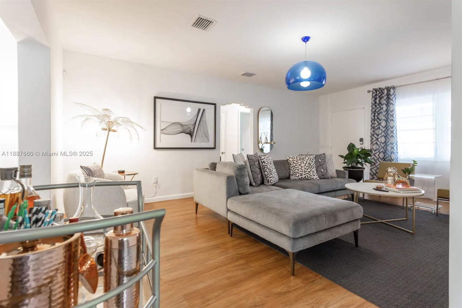 SHADOWLAWN - Residential