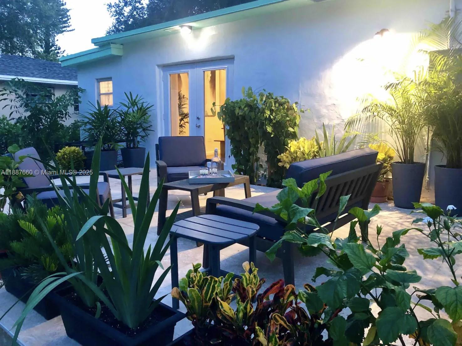 SHADOWLAWN - Residential