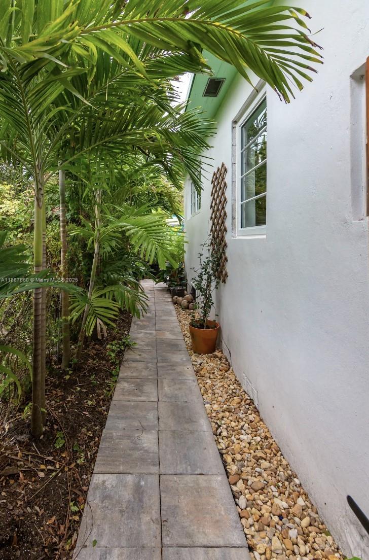 SHADOWLAWN - Residential