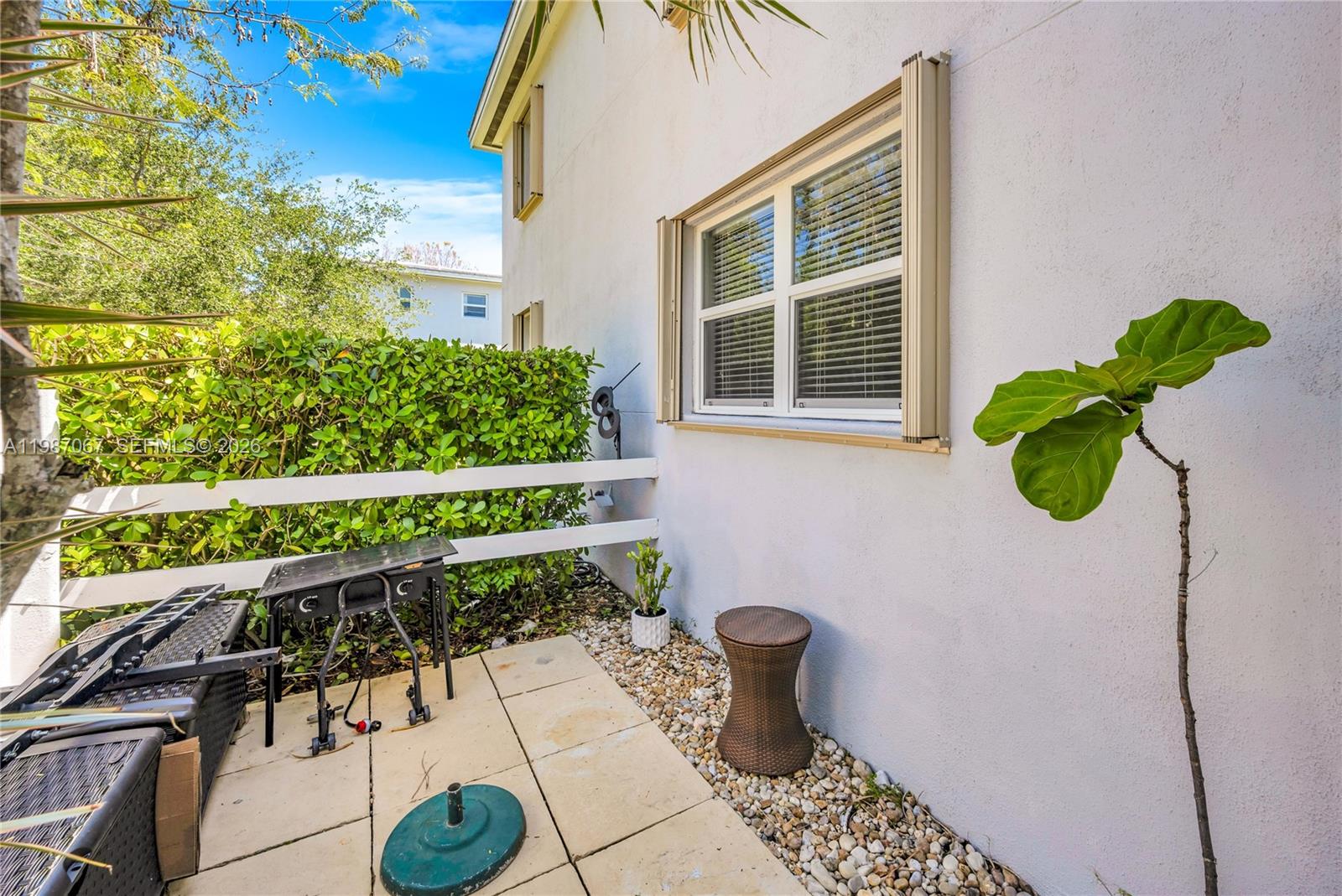 ARBORS CONDO - Residential