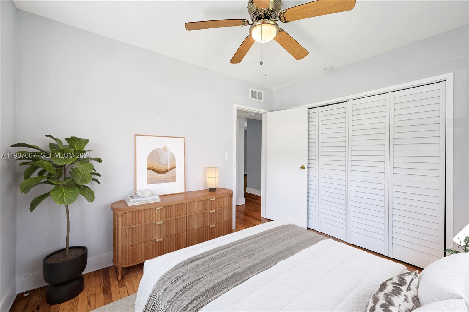 ARBORS CONDO - Residential