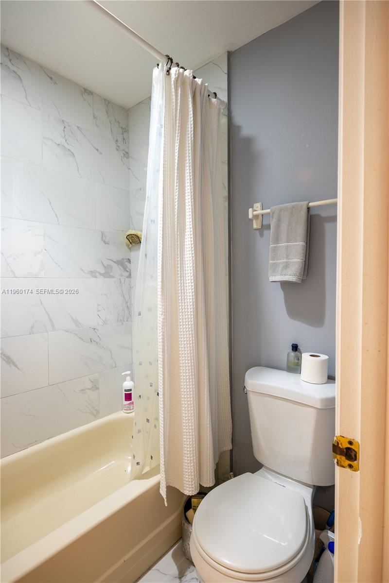 VILLAGER TOWNHOMES - Residential