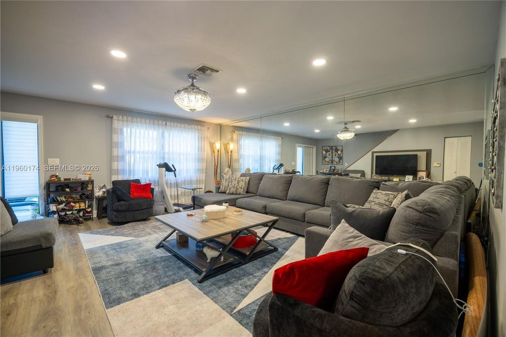 Photo of 898 NW 47th St, Deerfield Beach, FL 33064 (MLS # A11960174)