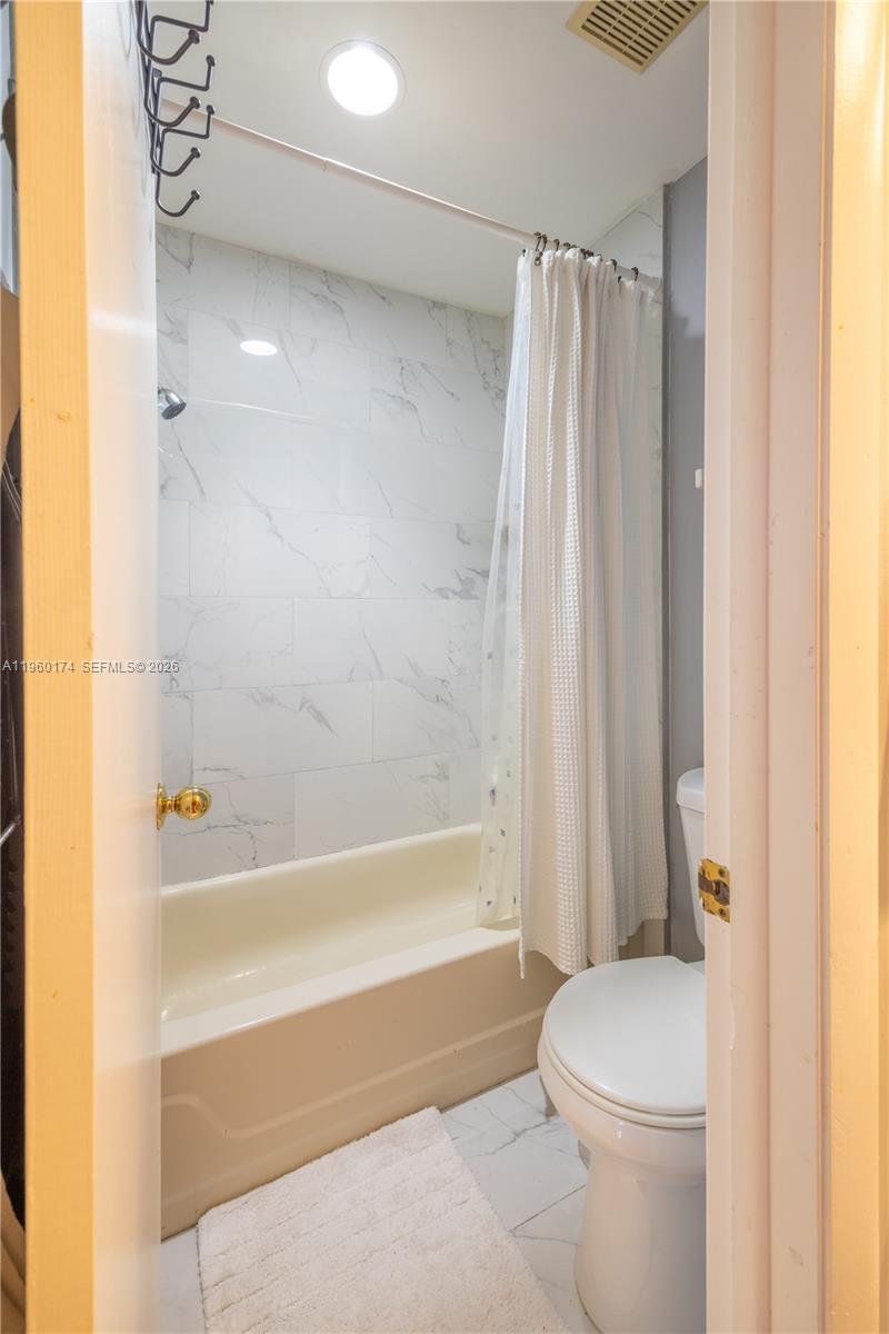 VILLAGER TOWNHOMES - Residential