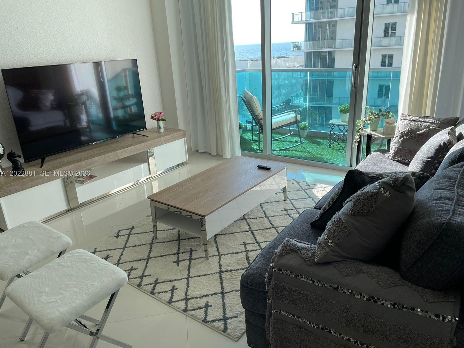 SIAN OCEAN RESIDENCES CON - Residential