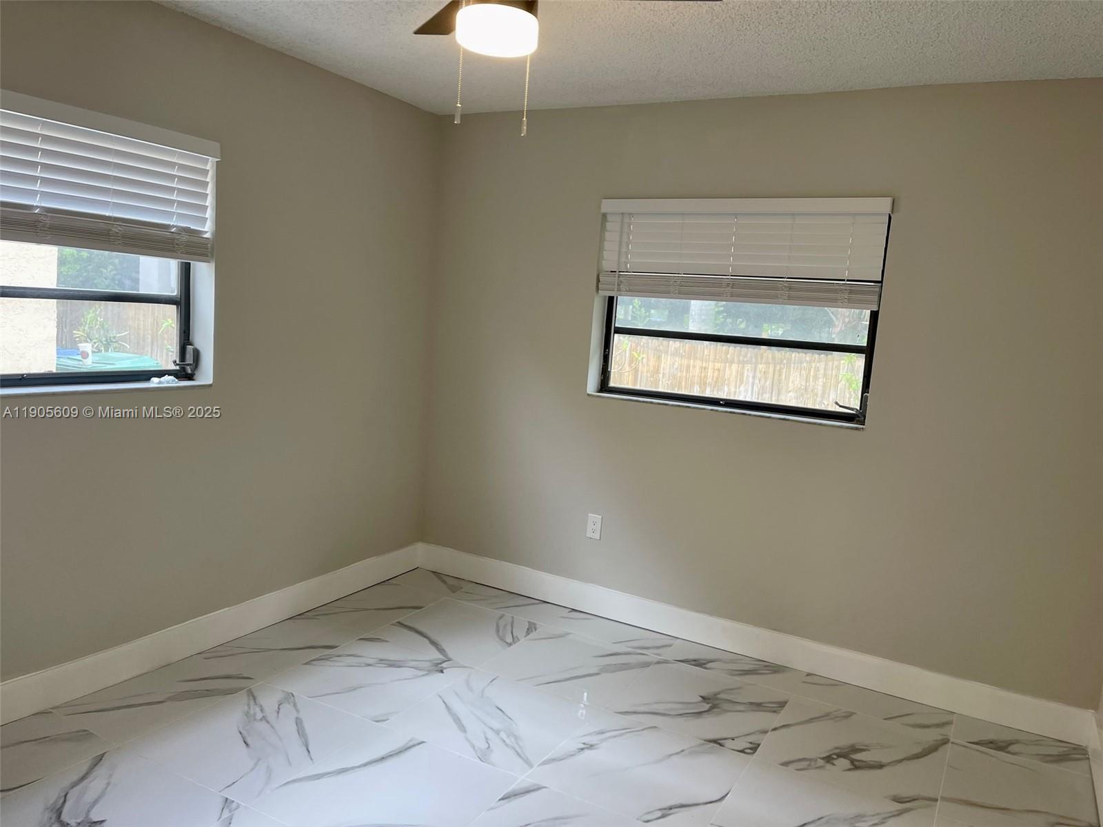 AMD PLAT HALLANDALE PARK - Residential Lease