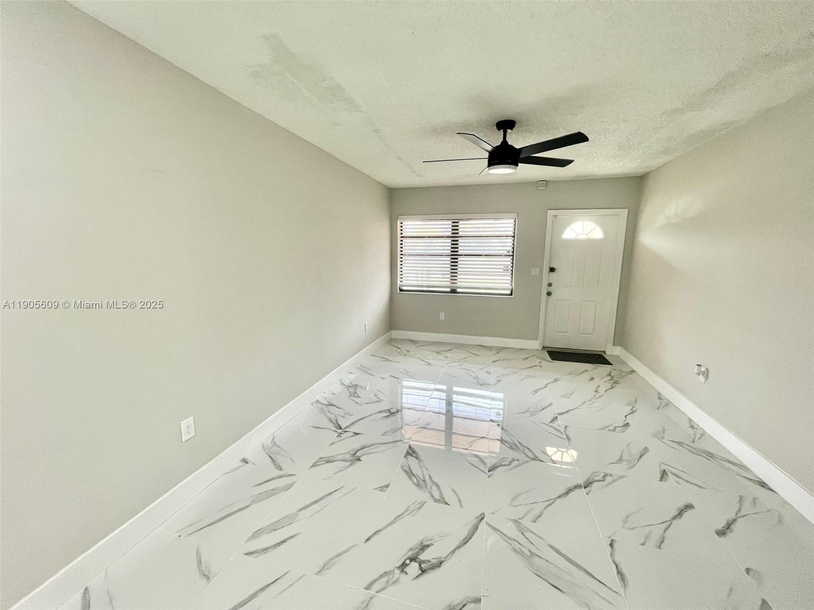 AMD PLAT HALLANDALE PARK - Residential Lease