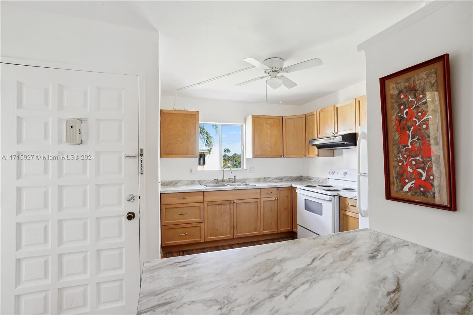 BEACON 21 CONDO - Residential