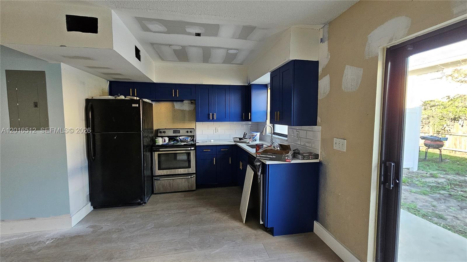 L D C ESTATES - Residential Lease