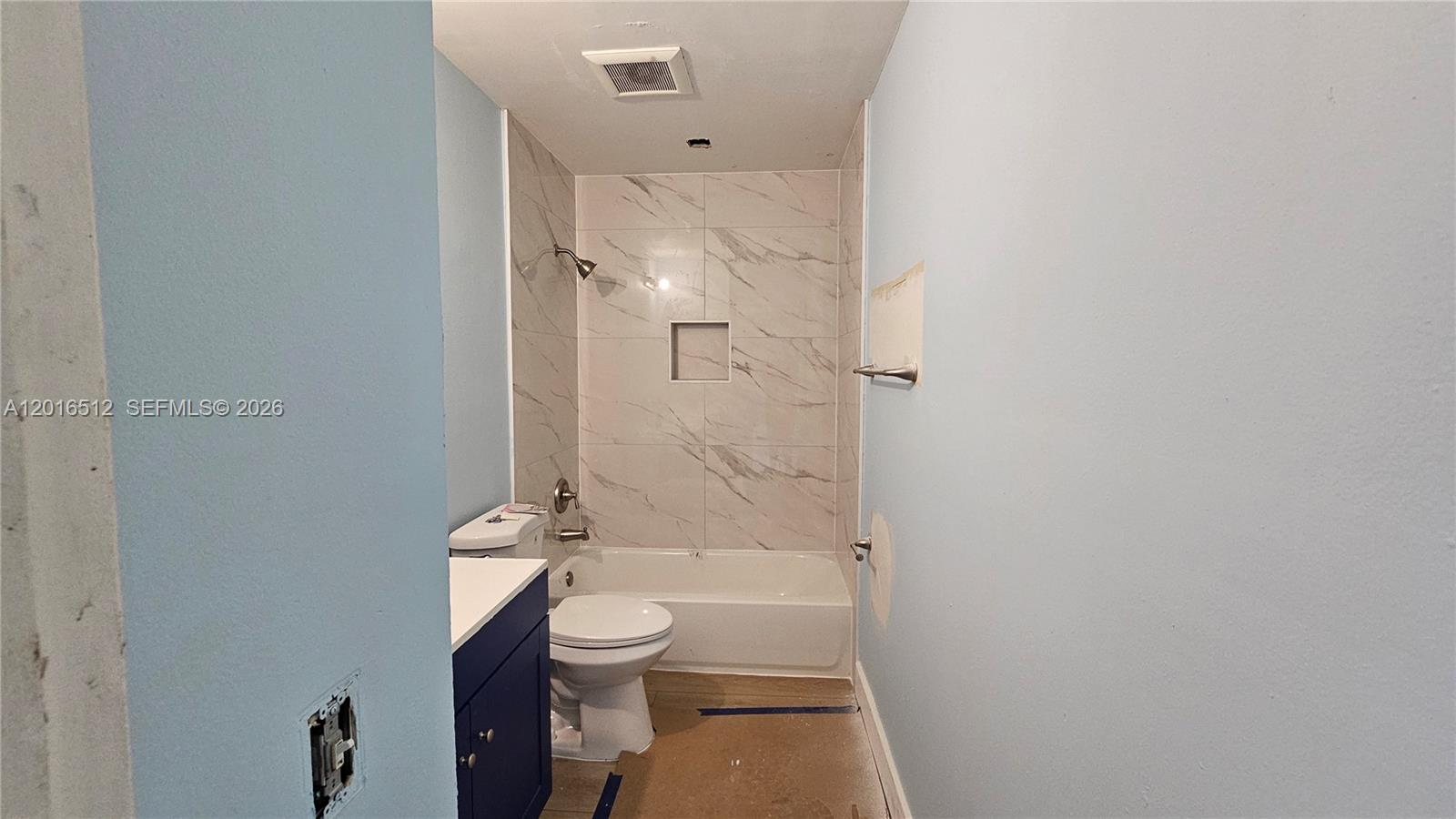 L D C ESTATES - Residential Lease