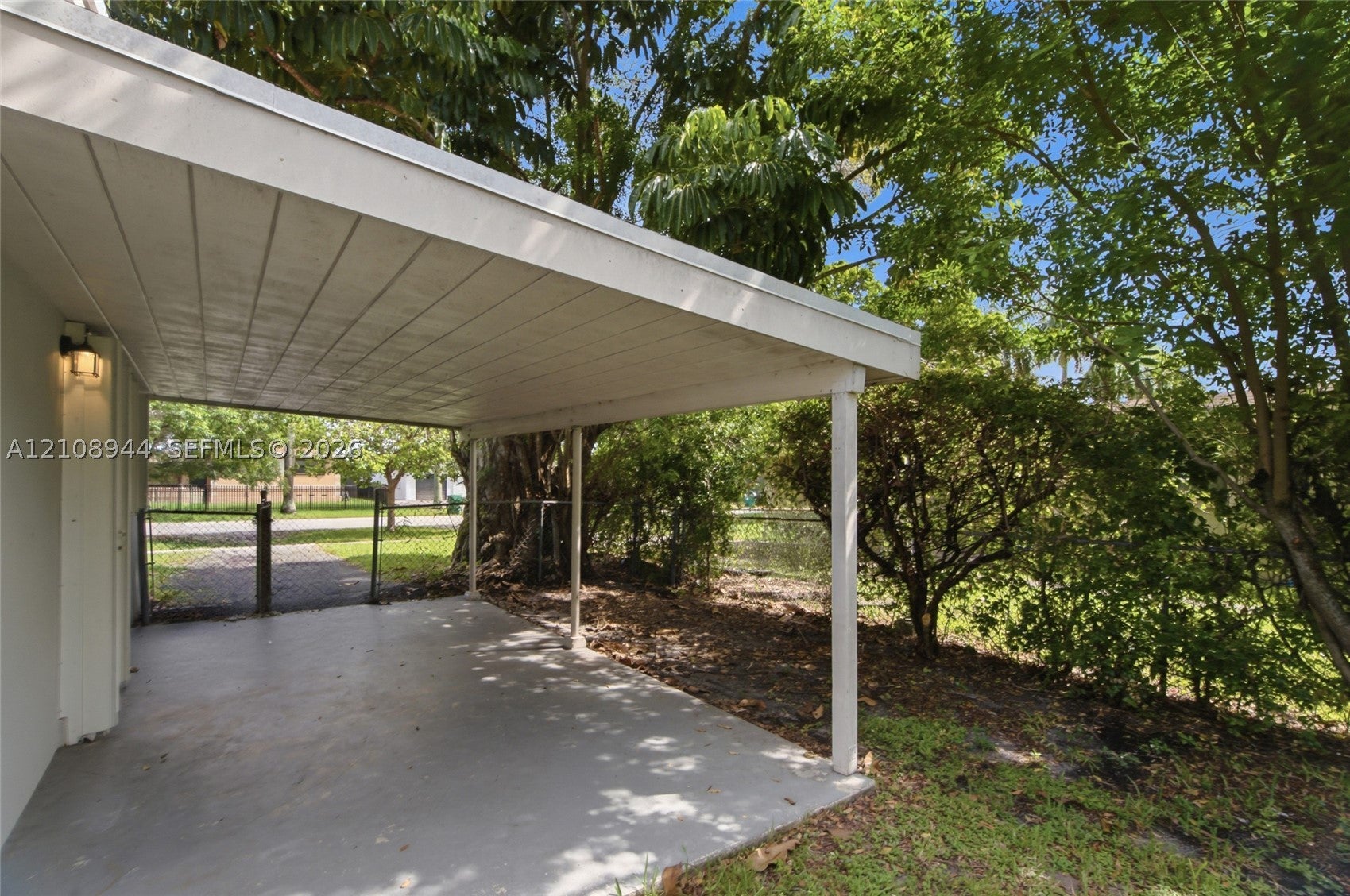 1450 NW 175th St