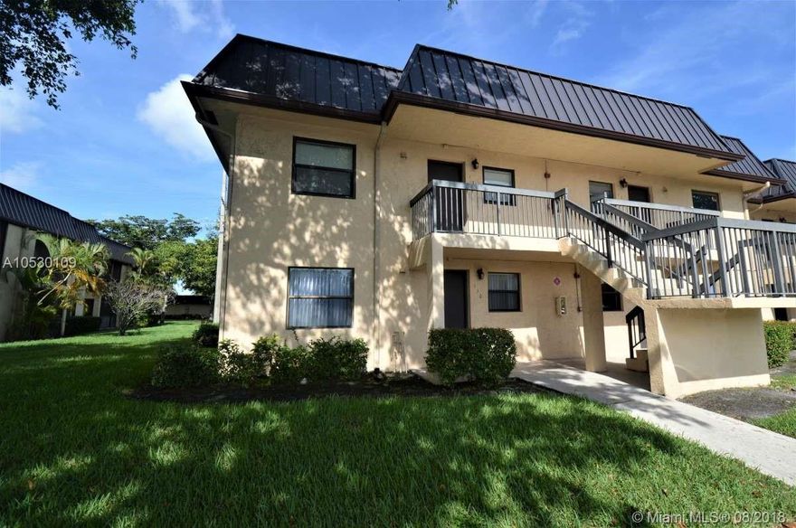 Well maintained 2 bedroom/2 bath condo unit perfect for young or old or even investors! 1st floor corner unit with plenty of natural light. Screened patio out back. Crown molding in living room. Inside A/C less than 5 years old. Washer/dryer in unit less than 3 years old. Large walk in closet in master bedroom. Great location. Close to shopping, theaters, hospital and highways. Can rent after one year.