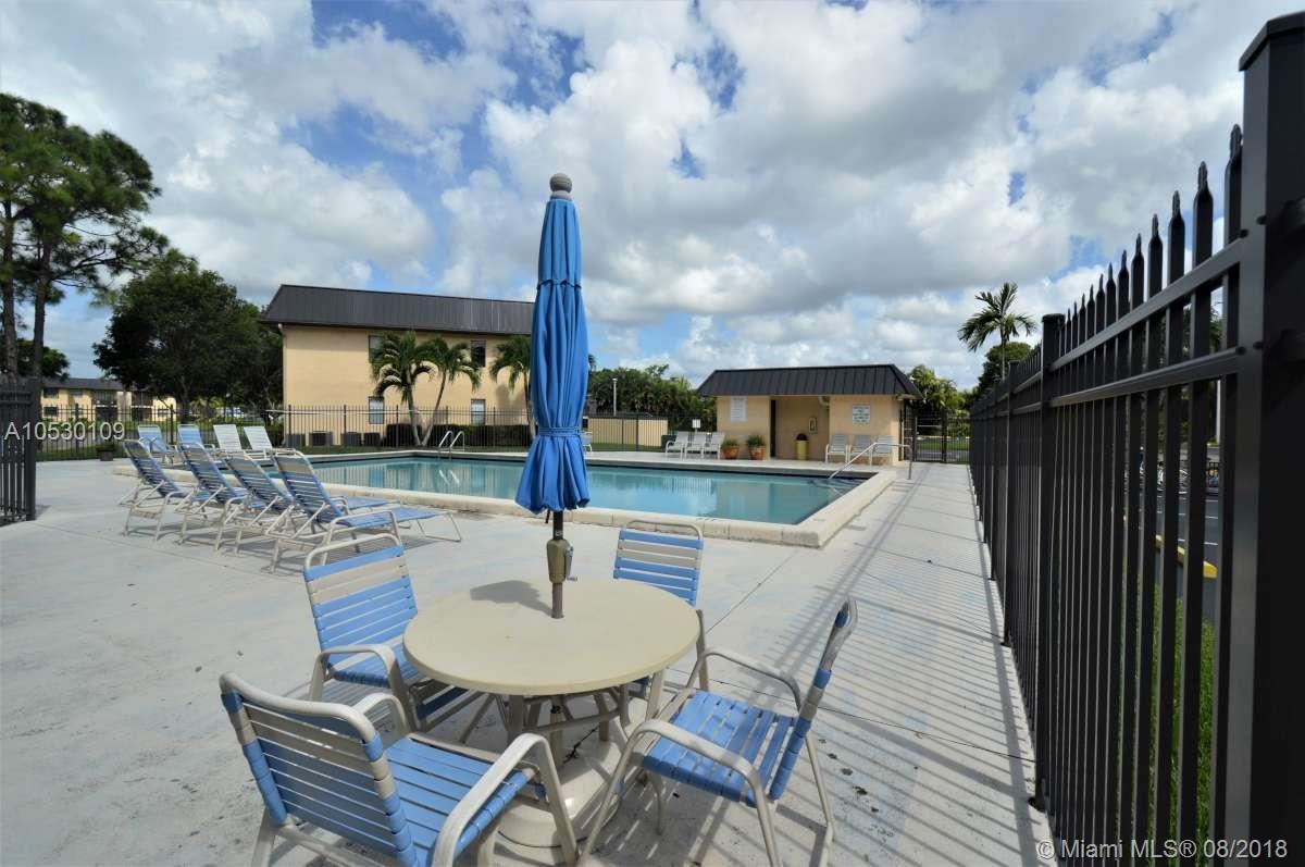 PINE LAKE #7 CONDO - Residential