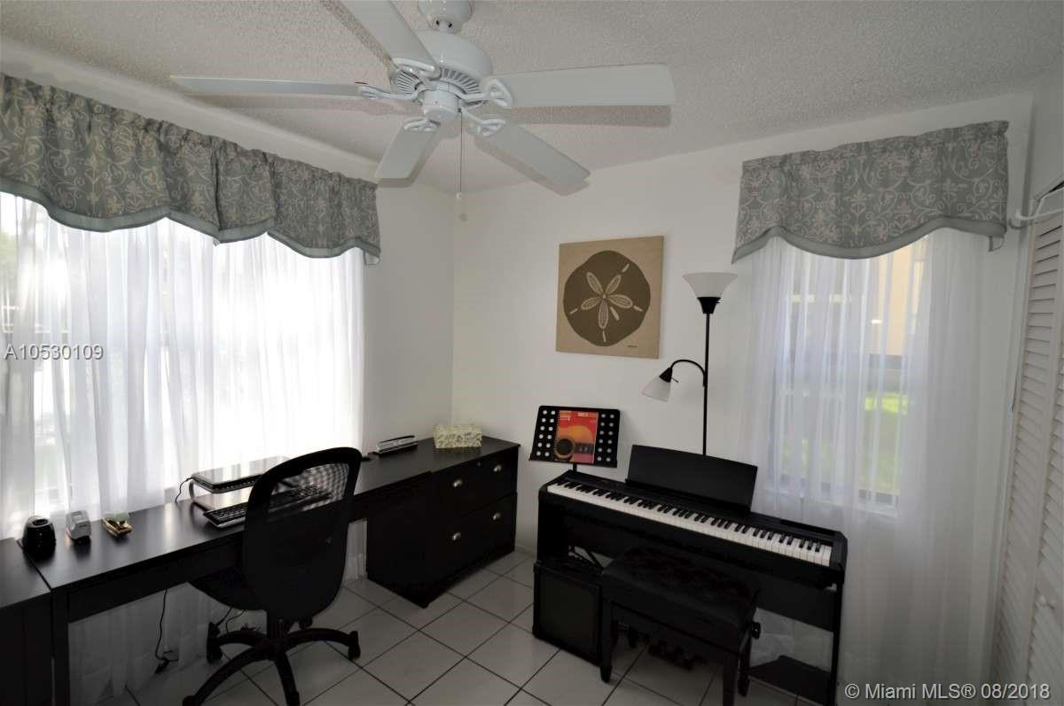 PINE LAKE #7 CONDO - Residential