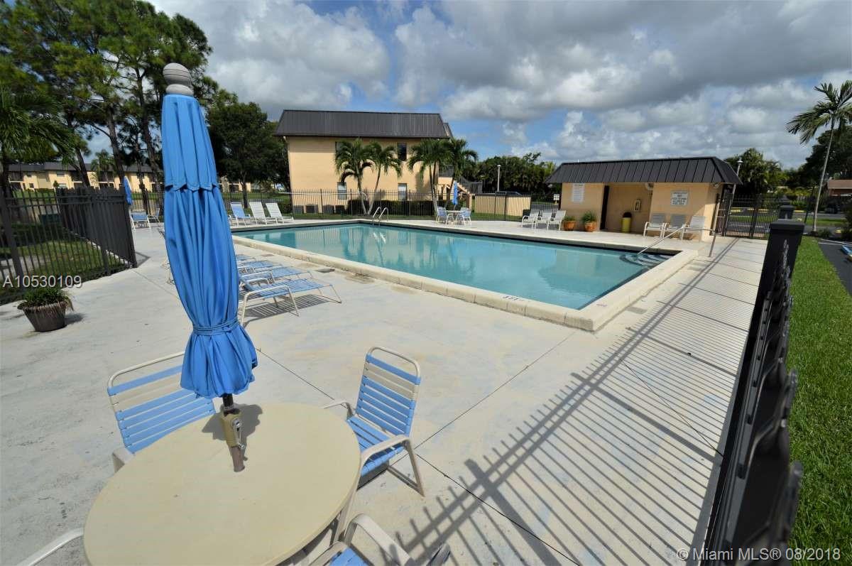 PINE LAKE #7 CONDO - Residential