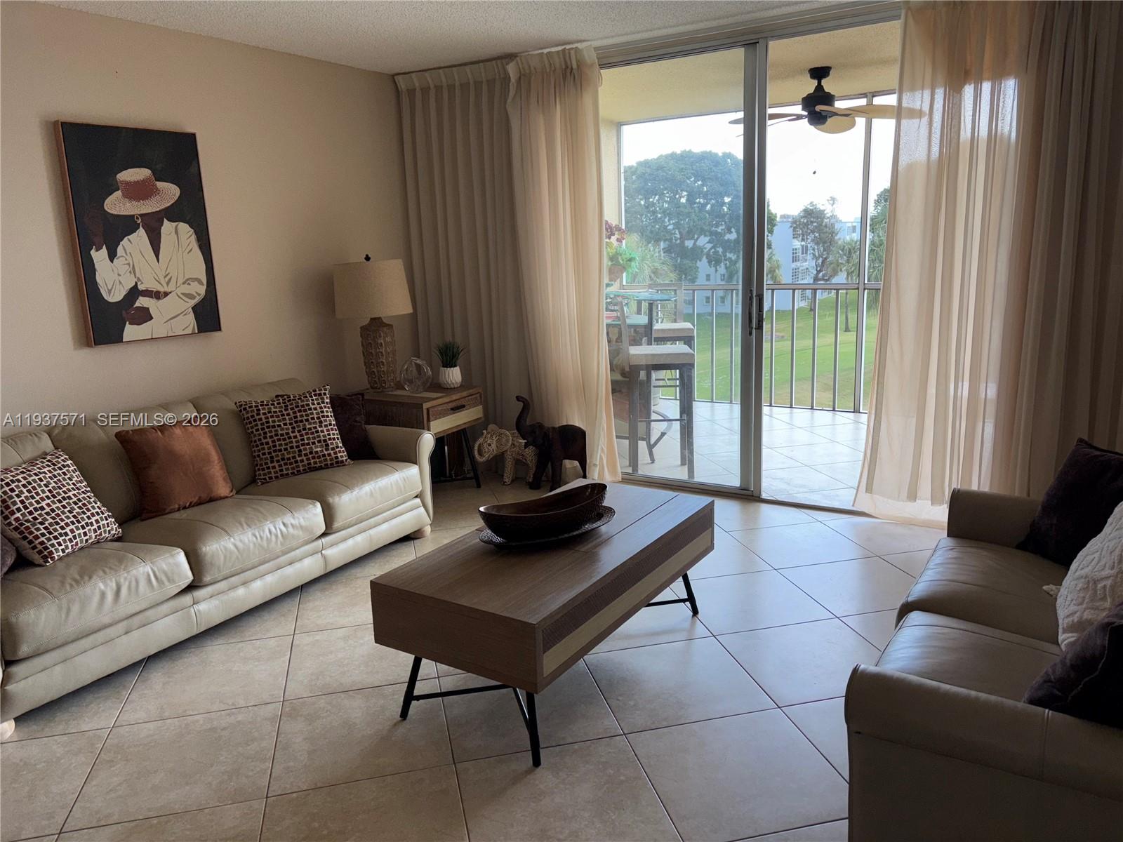 8 OF PALM SPRINGS 2 CONDO - Residential