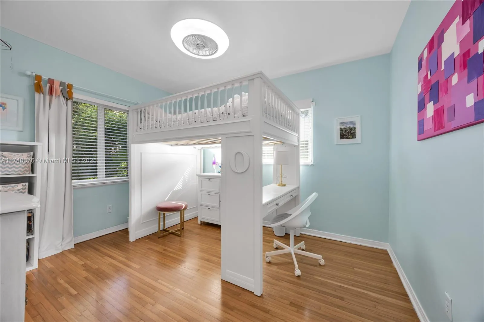 Coral Gables, Florida 33134, United States, 3 Bedrooms Bedrooms, ,2 BathroomsBathrooms,Residential,Active,7607