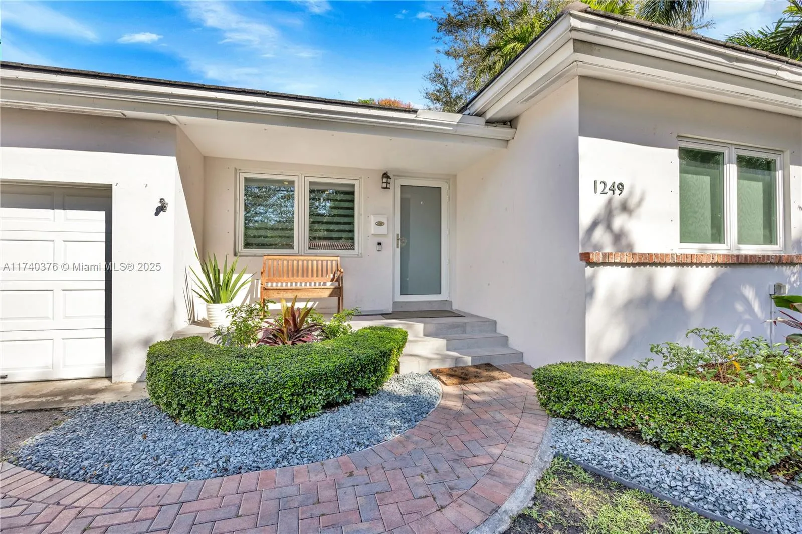 Coral Gables, Florida 33134, United States, 3 Bedrooms Bedrooms, ,2 BathroomsBathrooms,Residential,Active,7607