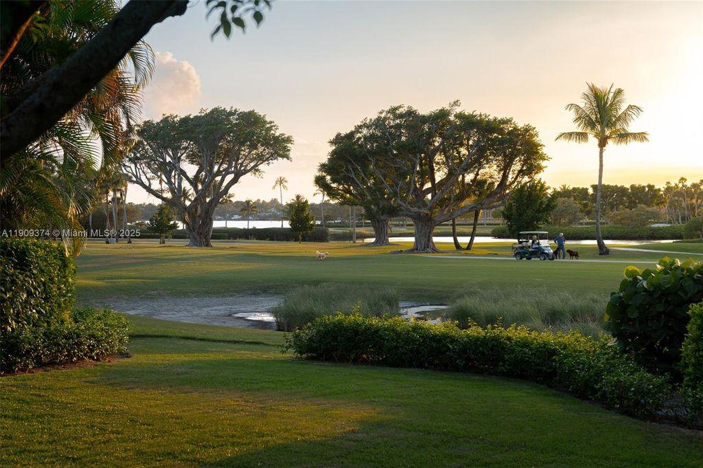 Photo of 18 Gomez Rd, Jupiter Island, FL 33455 (MLS # A11909374)