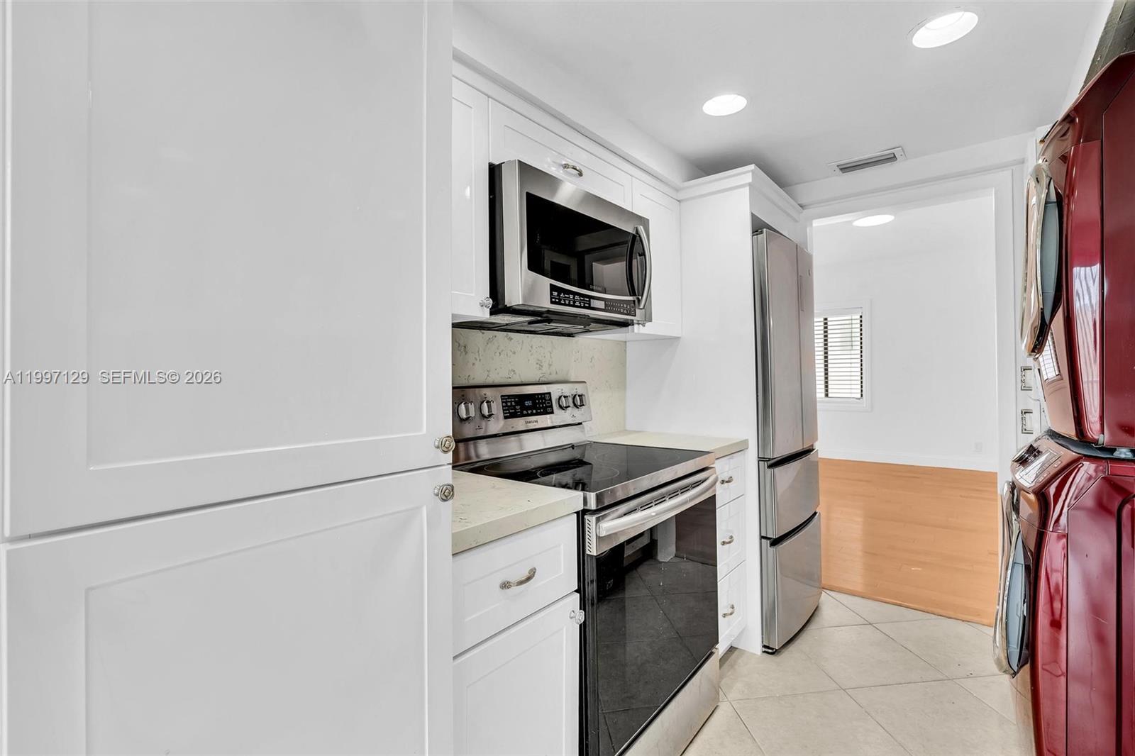 LAUDERDALE BY THE SEA - Residential Lease