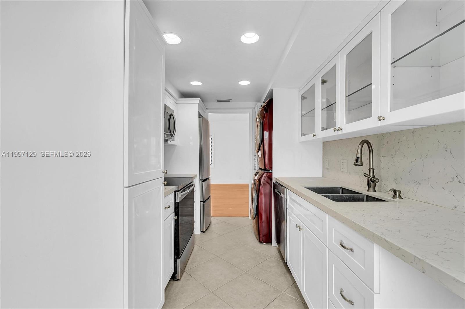 LAUDERDALE BY THE SEA - Residential Lease