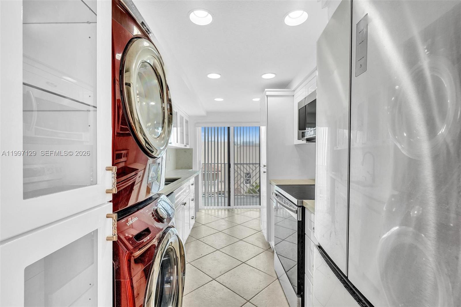 LAUDERDALE BY THE SEA - Residential Lease