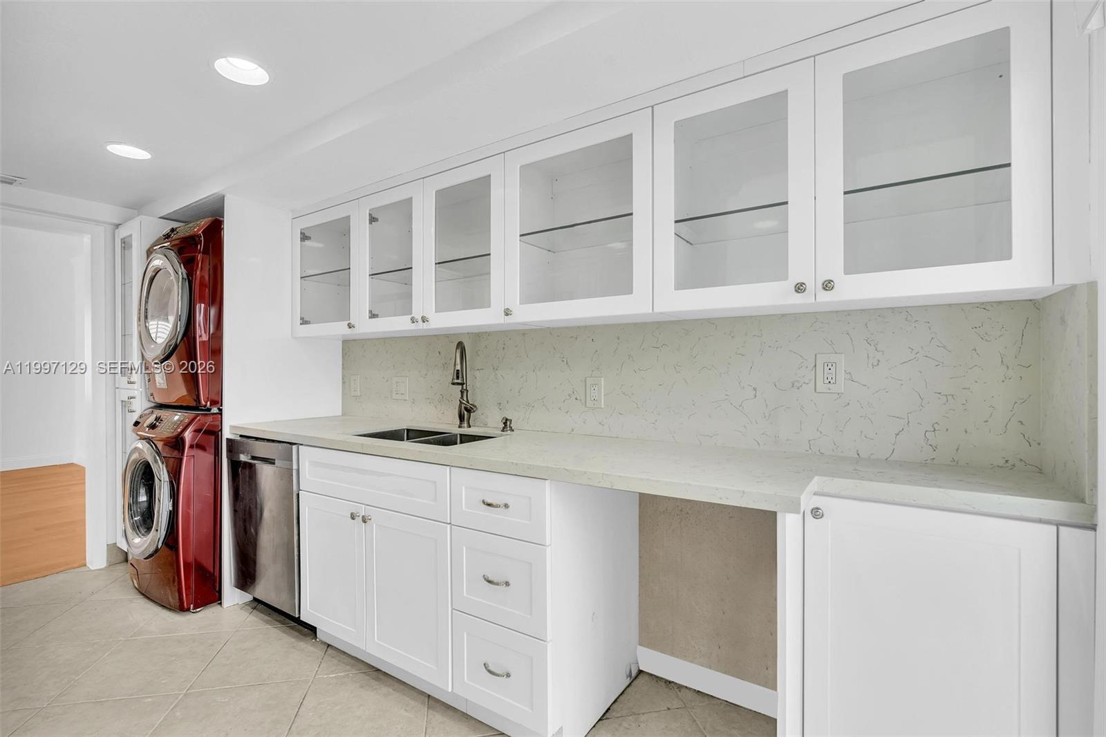 LAUDERDALE BY THE SEA - Residential Lease