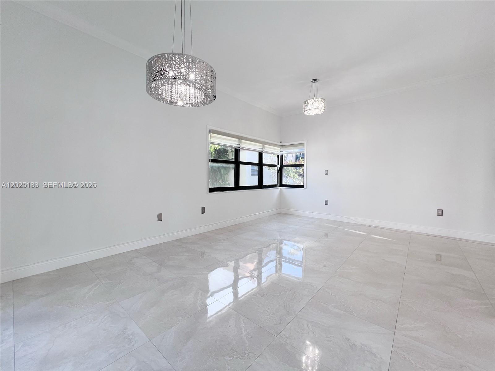 1890 Brickell Ave 3