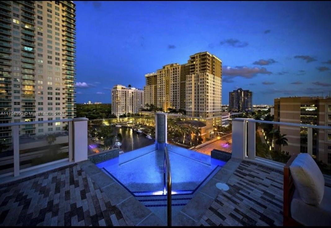 NEW RIVER CENTER - Residential Lease