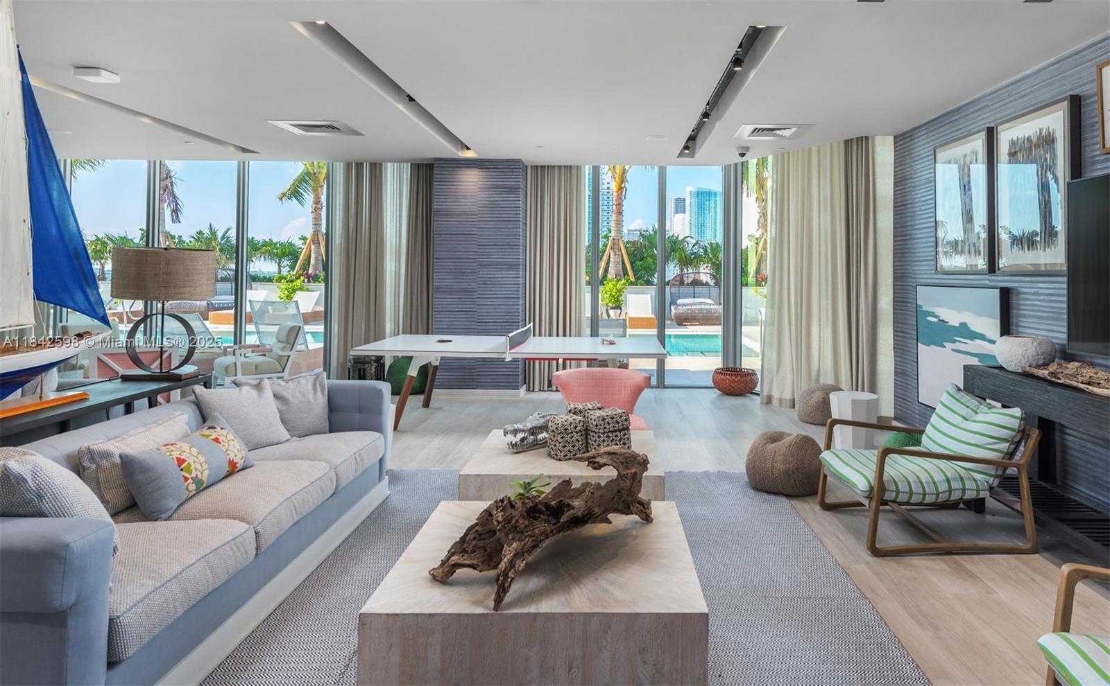 BISCAYNE BEACH CONDO - Residential