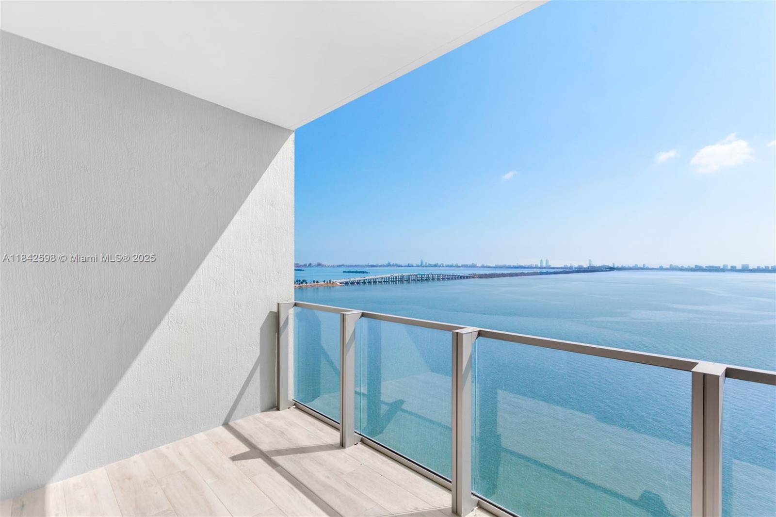 BISCAYNE BEACH CONDO - Residential