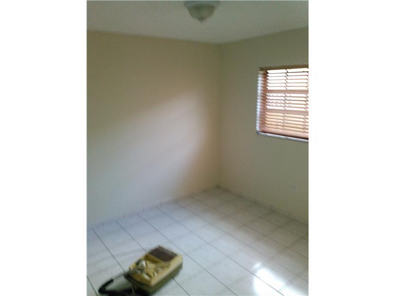 ROBLES GARDENS 5TH ADDN - Residential Lease