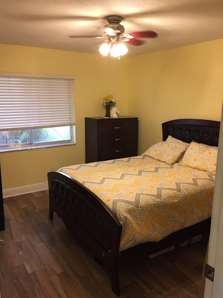 ROLLING HILLS LAKE ESTATE - Residential Lease