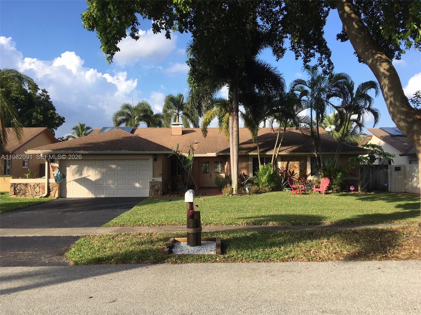 ROLLING HILLS LAKE ESTATE - Residential Lease