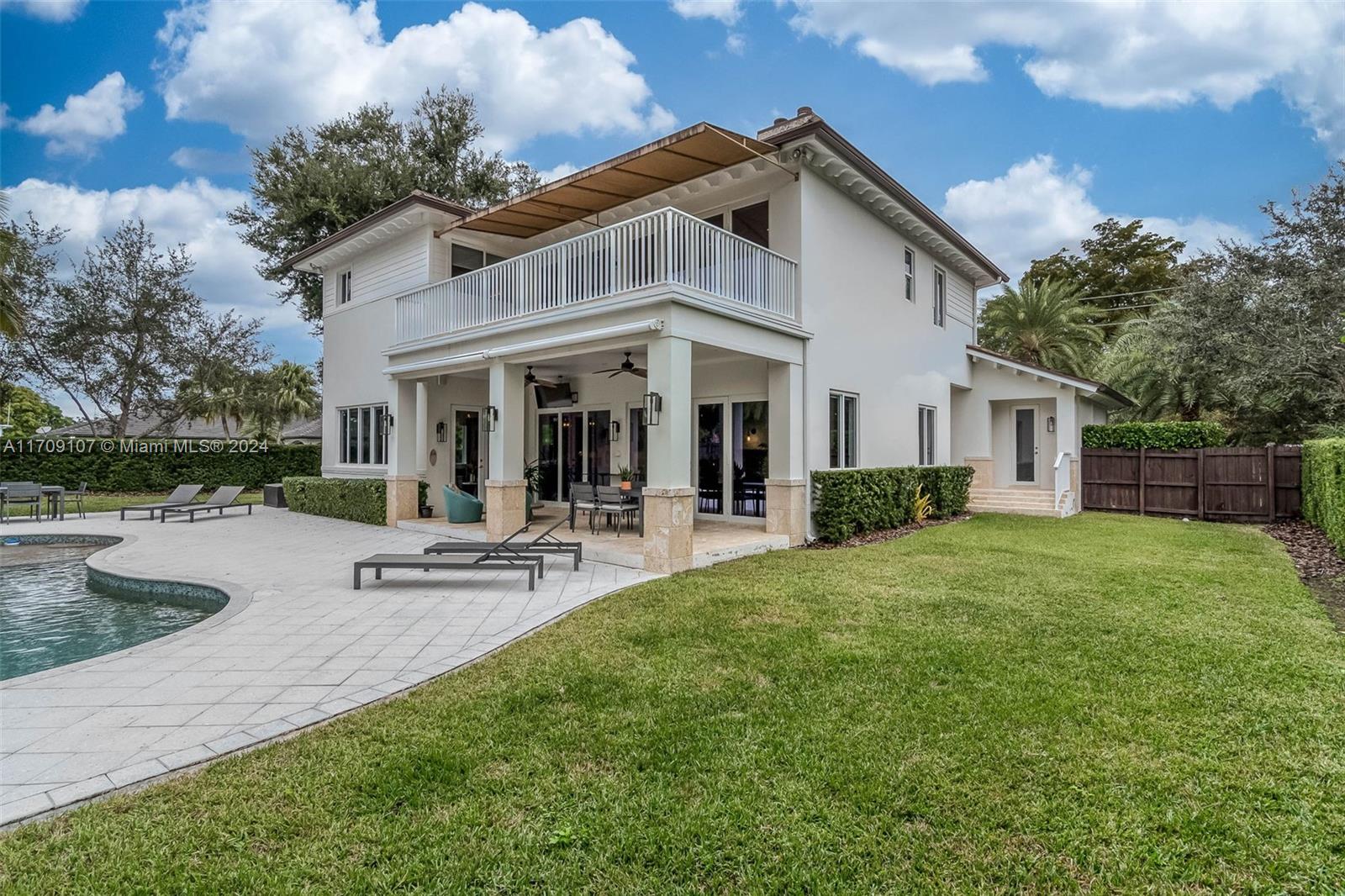 BAPTIST MANORS - Residential