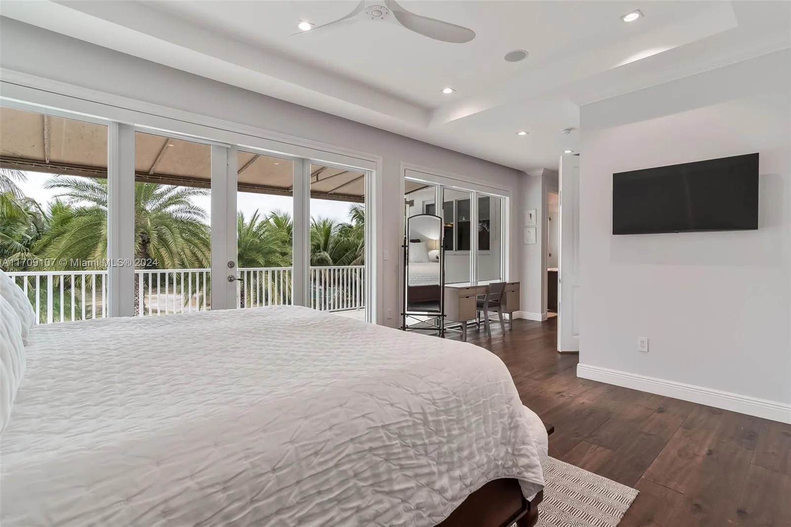 Miami, Florida 33156, United States, 6 Bedrooms Bedrooms, ,6 BathroomsBathrooms,Residential,Active,26586