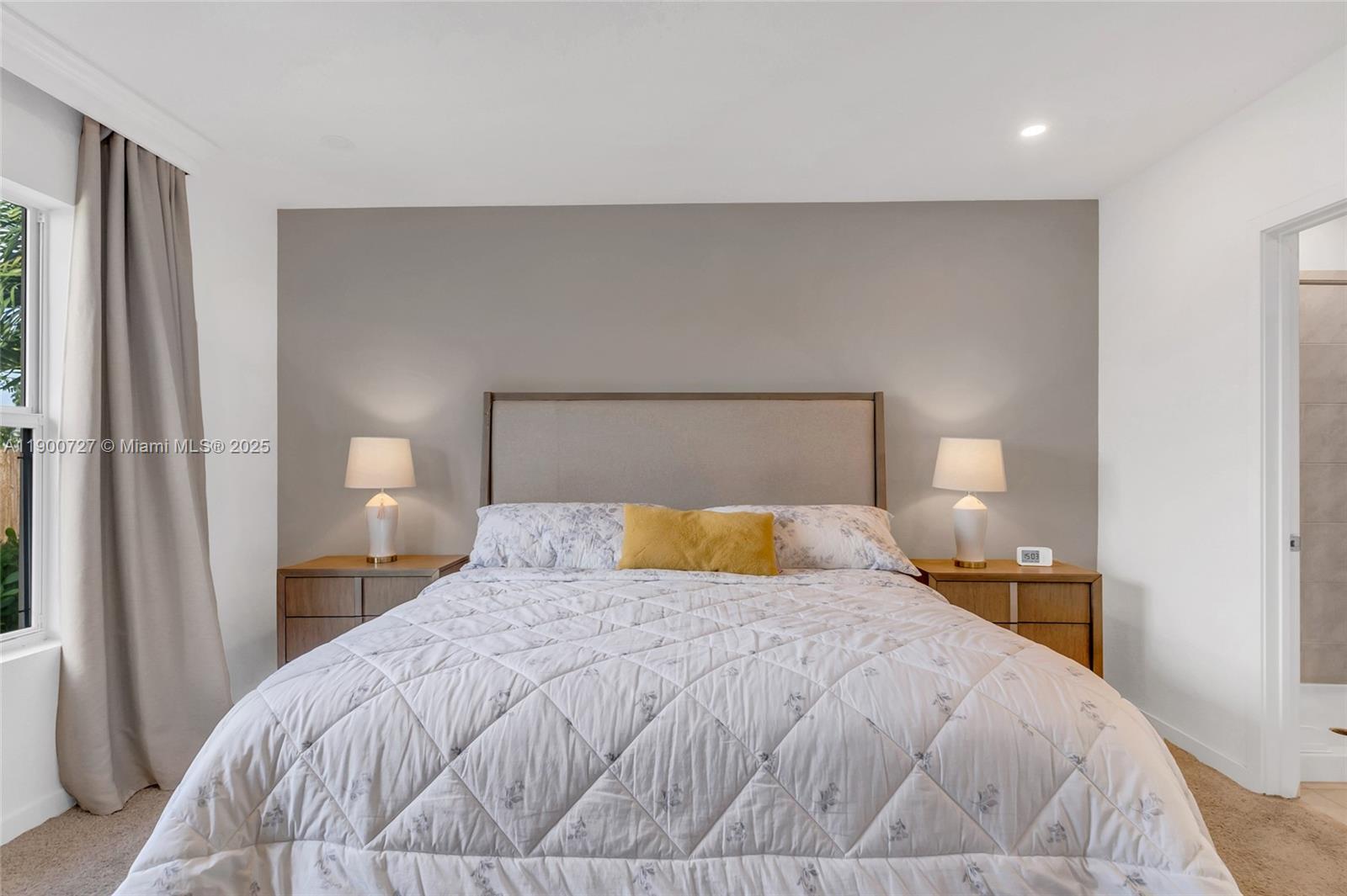 ROYAL HOMES WEST - Residential Lease