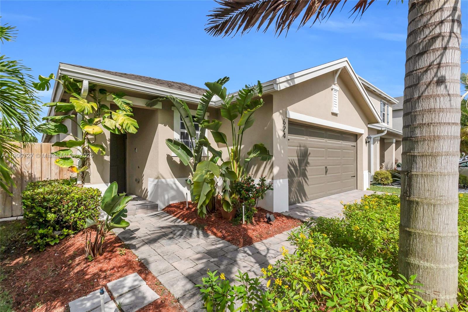 ROYAL HOMES WEST - Residential Lease