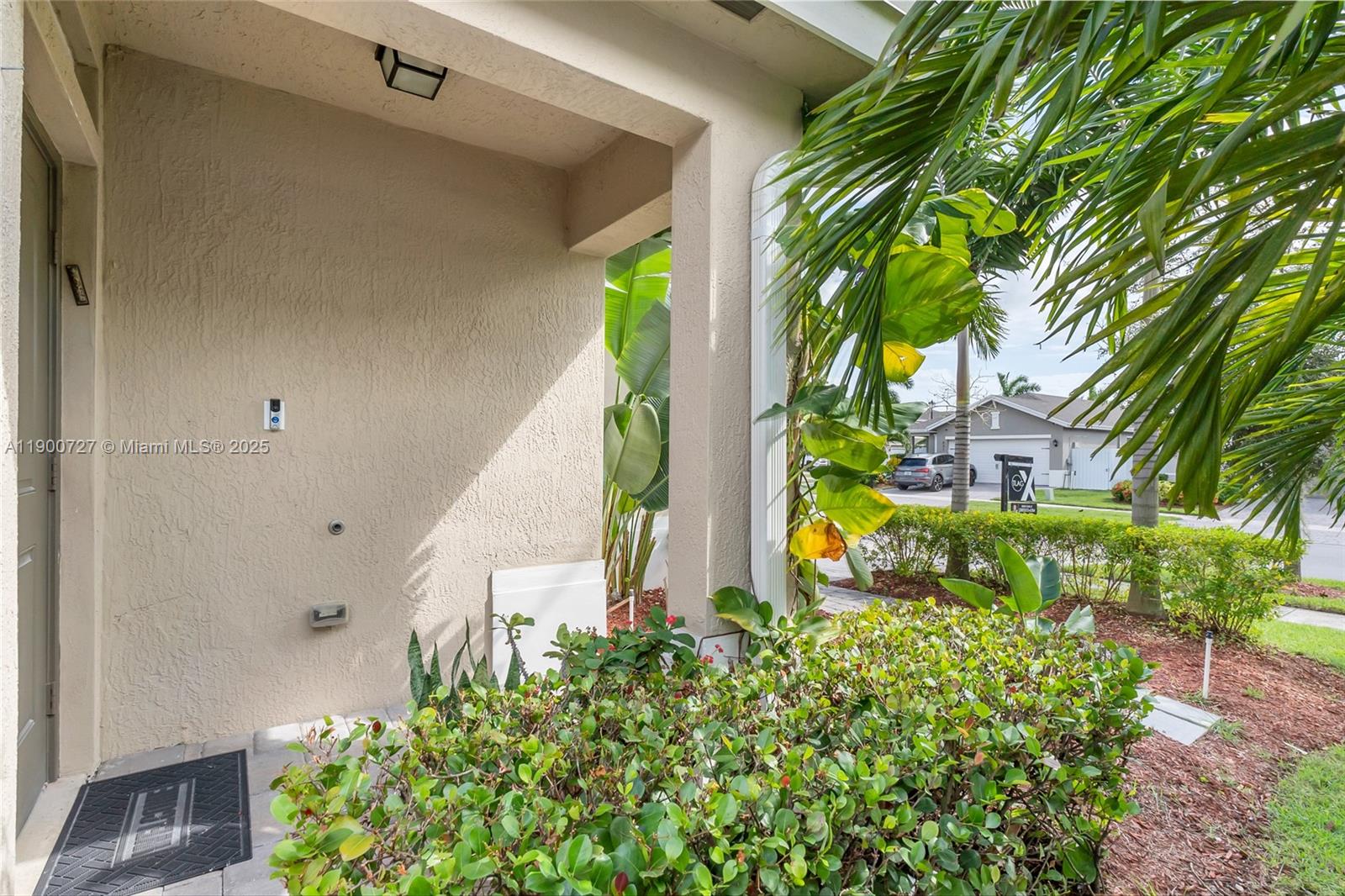 ROYAL HOMES WEST - Residential Lease