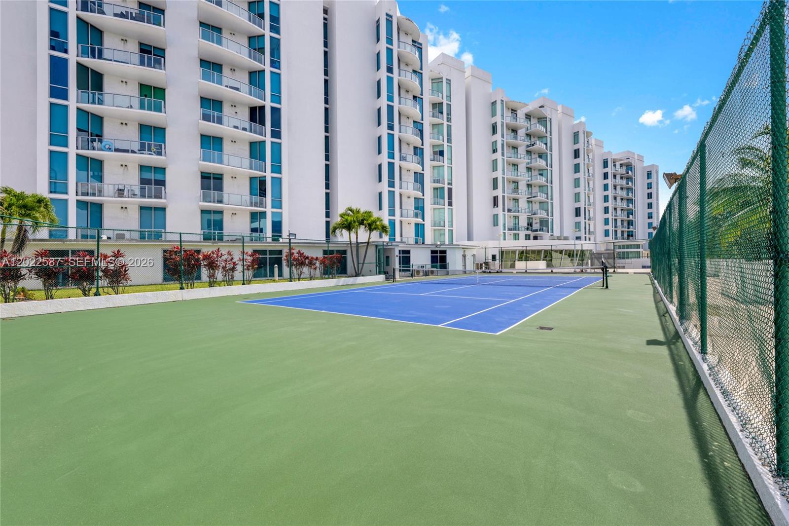 UPTOWN MARINA LOFTS CONDO - Residential