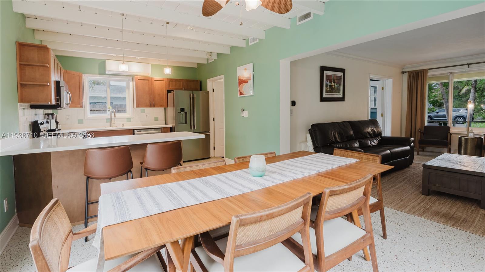 CENTRAL GOLF SEC OF HOLLY - Residential