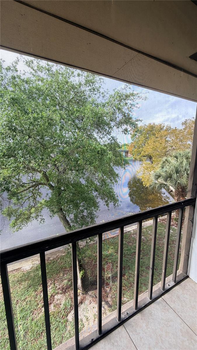 VERSAILLES GARDENS CONDO - Residential Lease