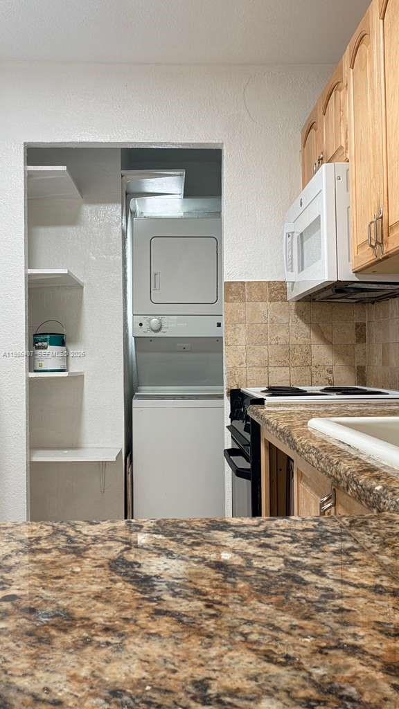 VERSAILLES GARDENS CONDO - Residential Lease