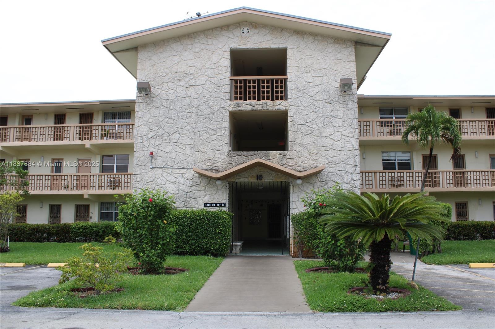 Don't miss this opportunity to own a stunning, completely remodeled 1 bedroom, 1 bathroom condo on the desirable first floor. Featuring updated appliances throughout, this unit offers a fresh and modern feel. The community boasts a sparkling swimming pool, inviting patio area, and a convenient clubhouse. Enjoy hassle-free living with maintenance covering garbage and trash removal, as well as lawn mowing. Step outside your door and find yourself within walking distance of Walmart, various malls, and a diverse selection of restaurants. Plus, the beautiful Miami beaches are just a short 10-minute drive away!