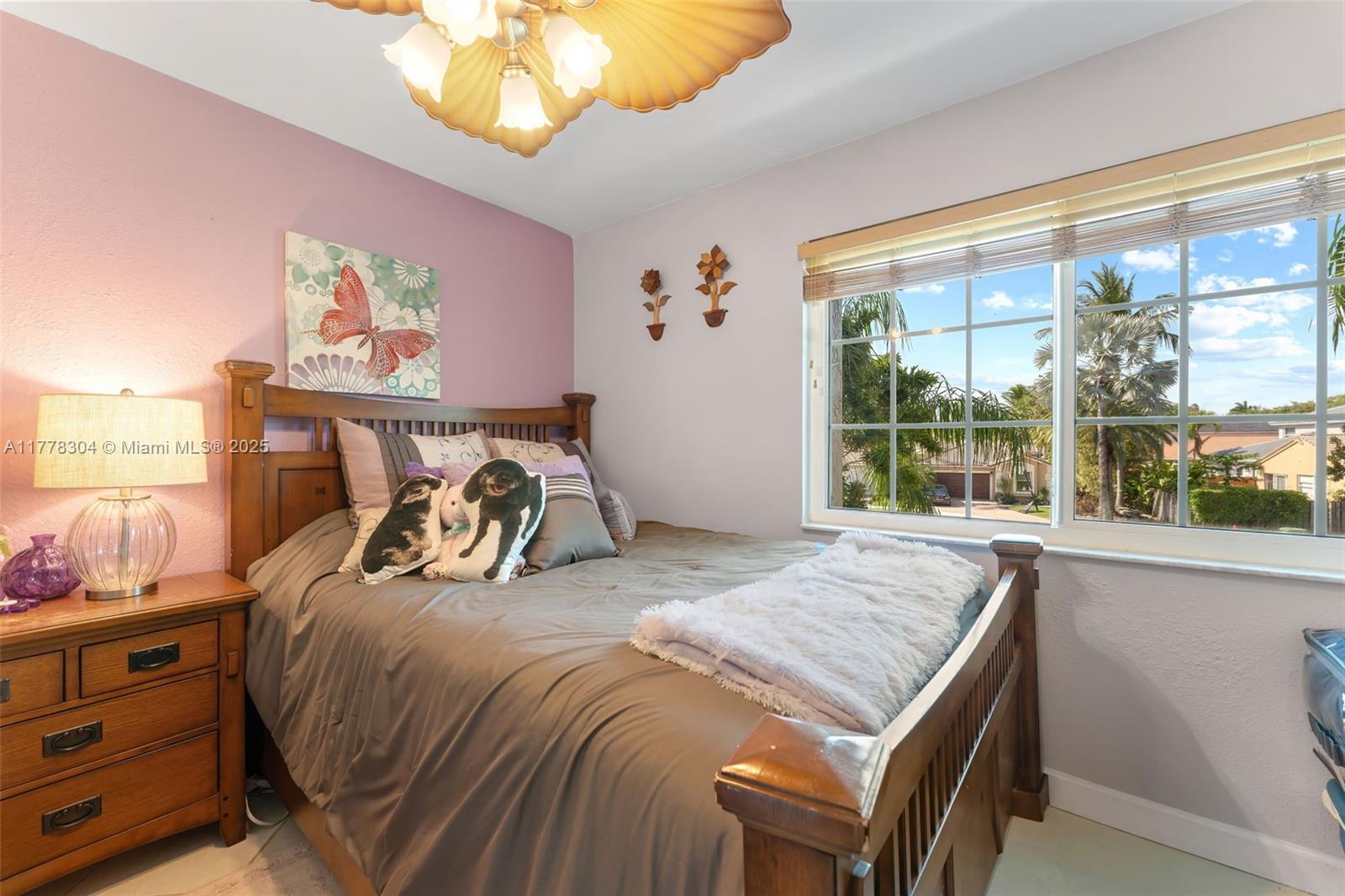 SAPPHIRE SHORES-SAPPHIRE - Residential