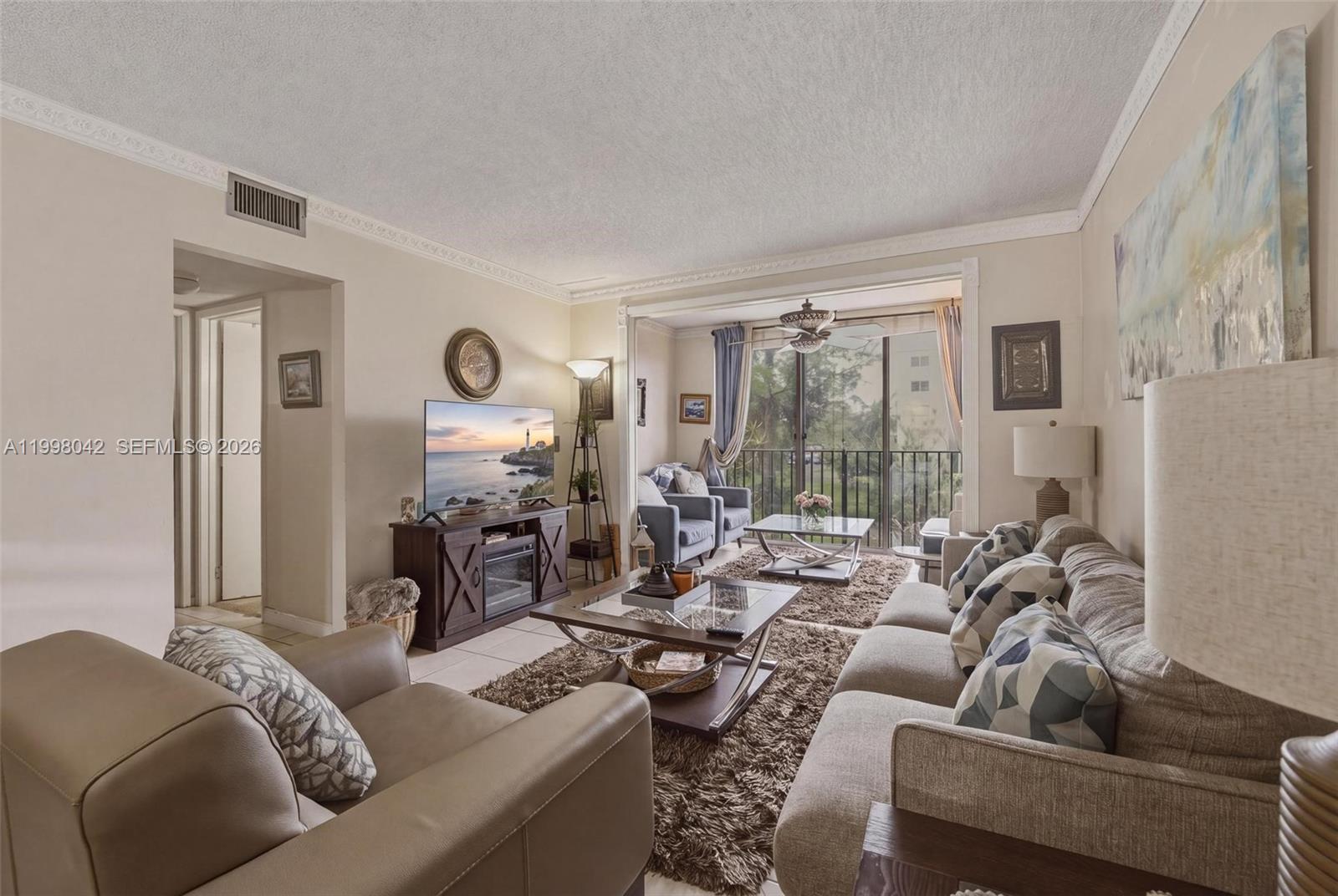 CASCADES OF LAUDERHILL 2 - Residential