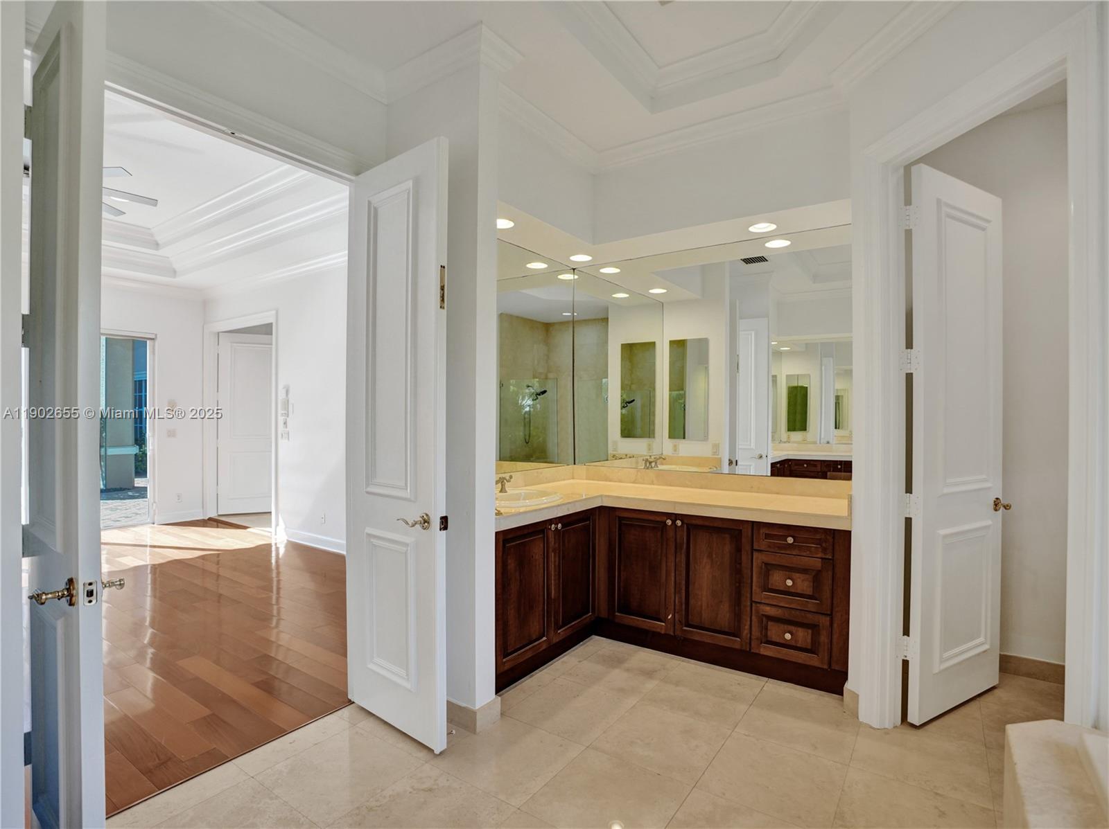 BRISTOL POINTE - Residential