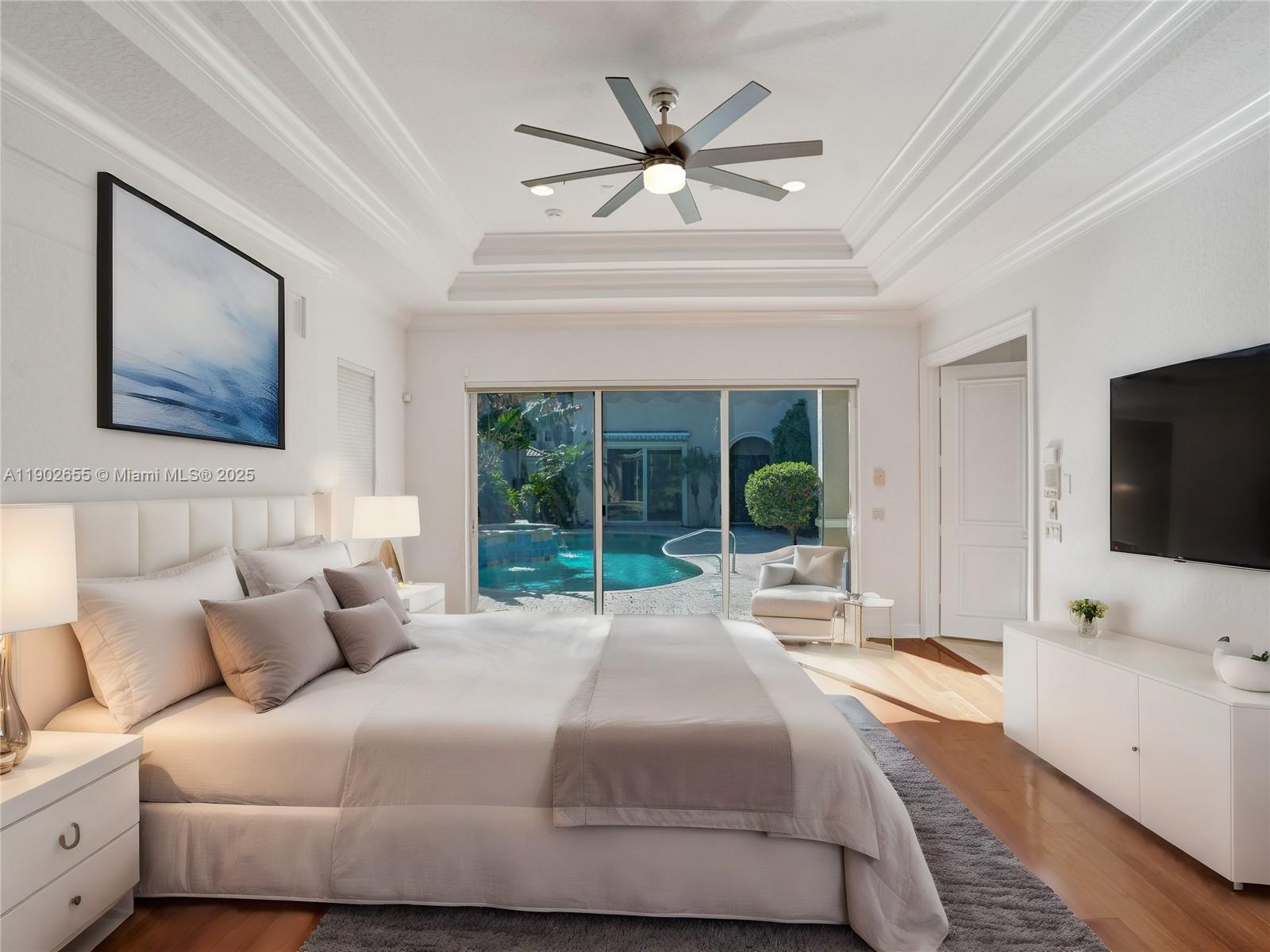 BRISTOL POINTE - Residential