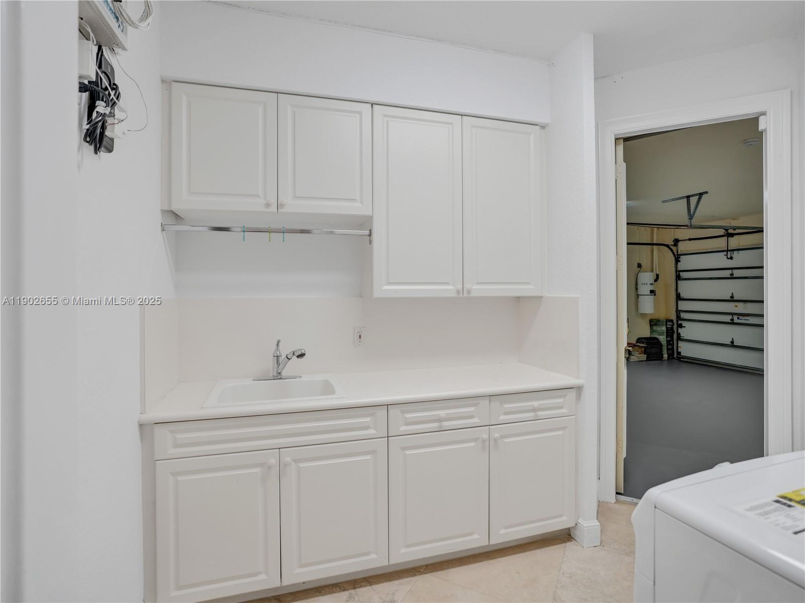 BRISTOL POINTE - Residential