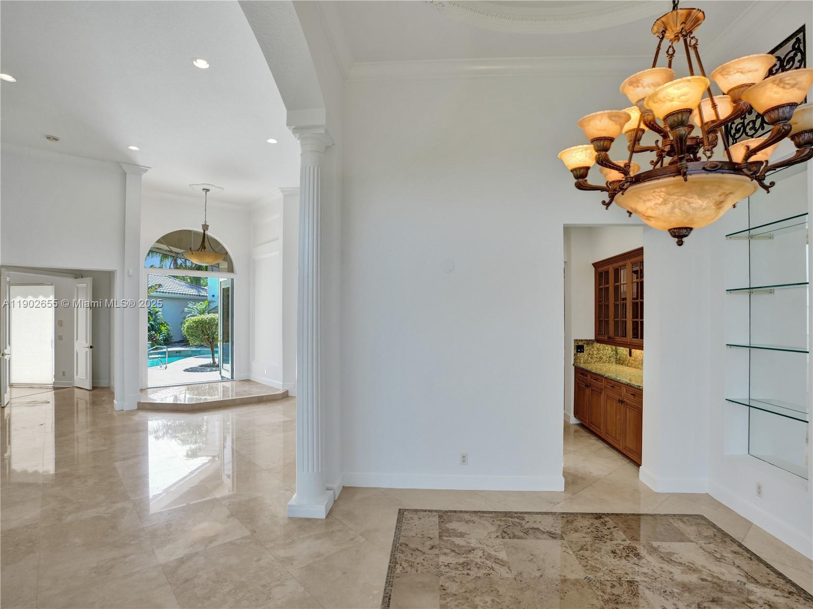 BRISTOL POINTE - Residential